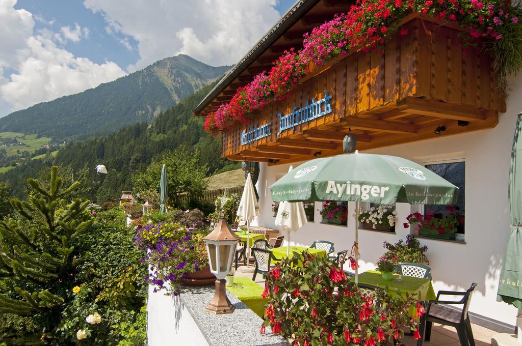 Gasthaus Jaufenblick San Martino In Passiria  Екстериор снимка